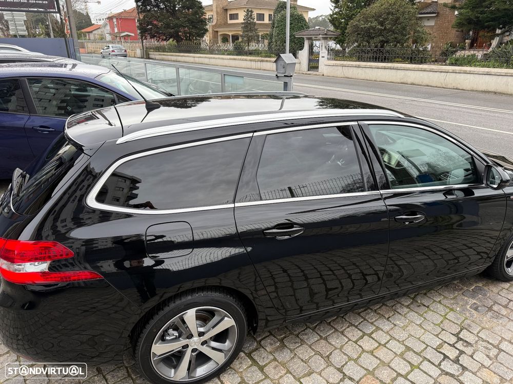 Peugeot 308 SW BlueHDi 130 EAT8 Stop & Start GT - 17