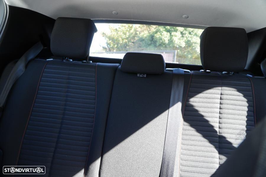 Peugeot 208 1.2 PureTech Active - 18