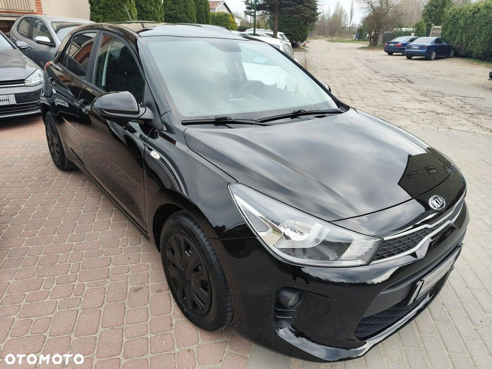 Kia Rio - 7