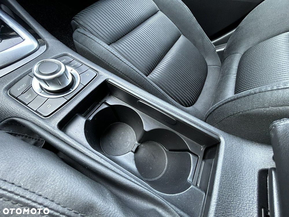 Mazda 6 2.2 Kombi SKYACTIV-D Center-Line - 19