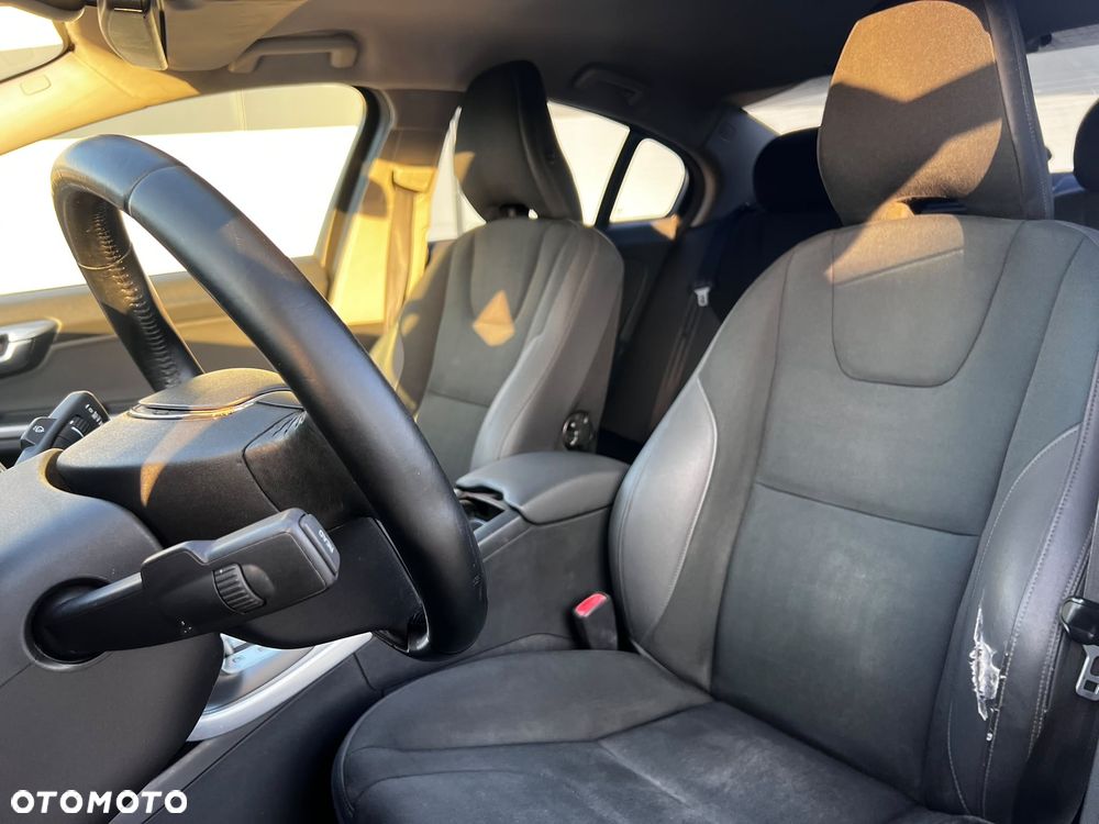 Volvo S60 D3 Geartronic Summum - 11