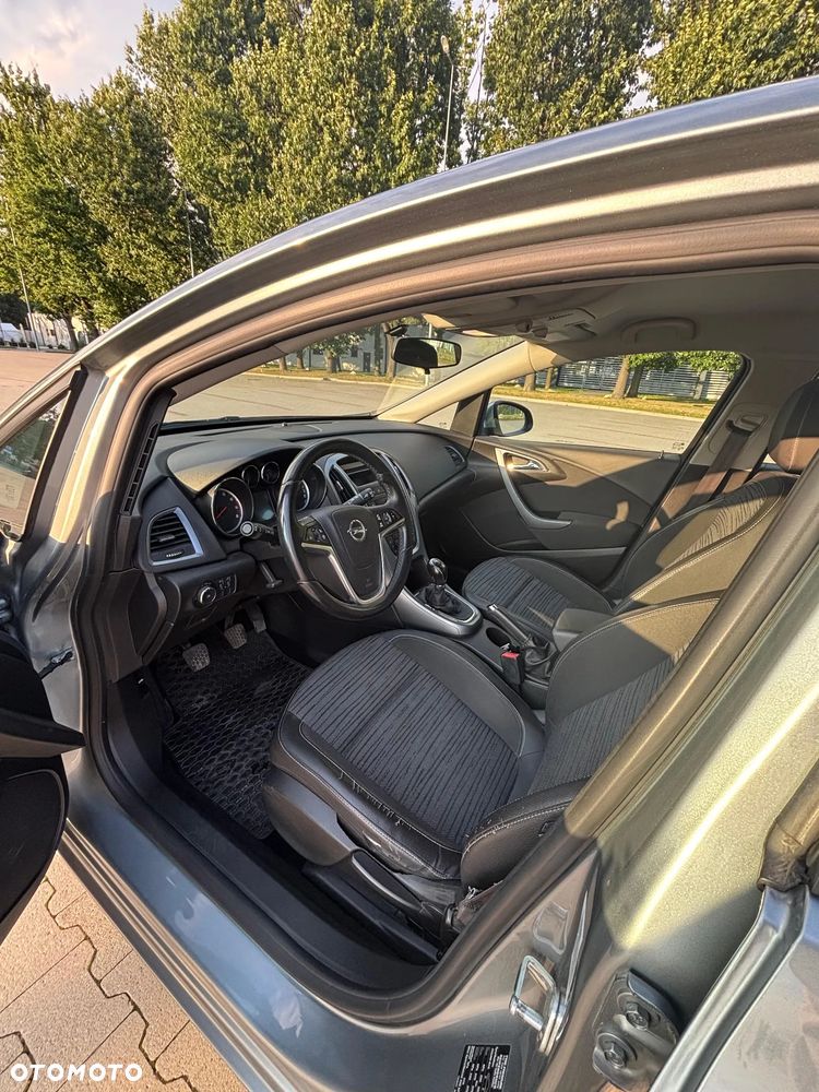 Opel Astra 1.6 Enjoy - 2