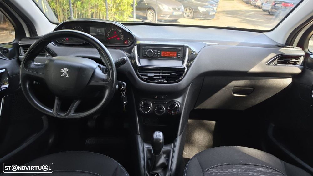 Peugeot 208 1.4 HDi - 15
