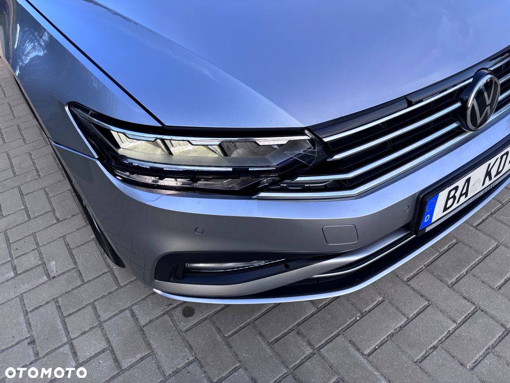 Volkswagen Passat 2.0 TDI SCR DSG Comfortline - 5