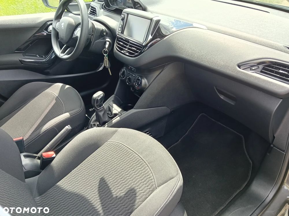 Peugeot 208 Blue-HDi 100 Stop&Start Active - 10