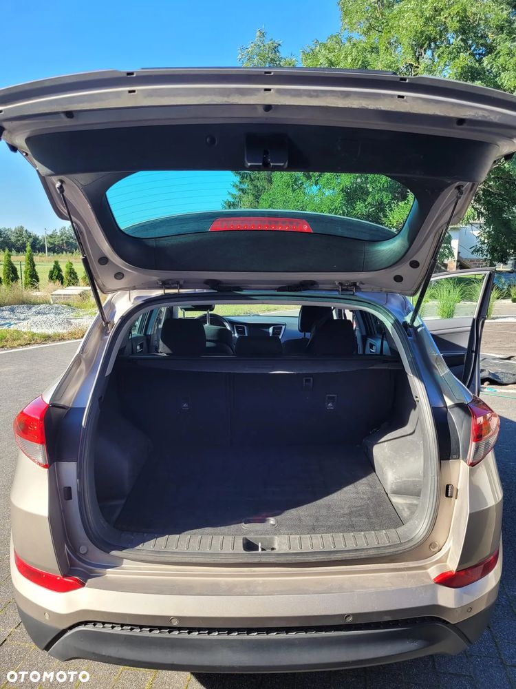 Hyundai Tucson 1.7 CRDI BlueDrive Comfort 2WD - 18