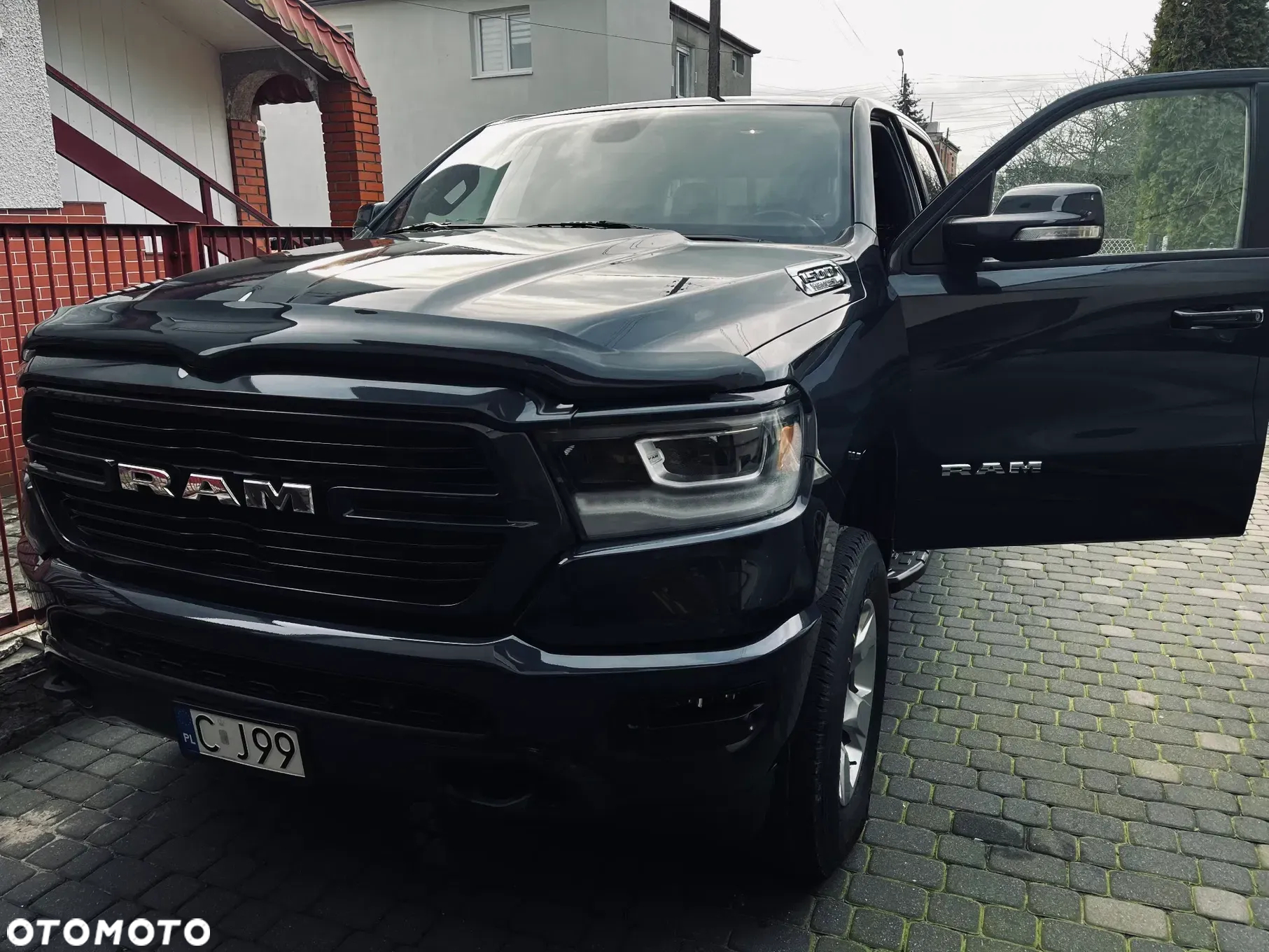 Dodge RAM 1500 5.7 4x4 - 4