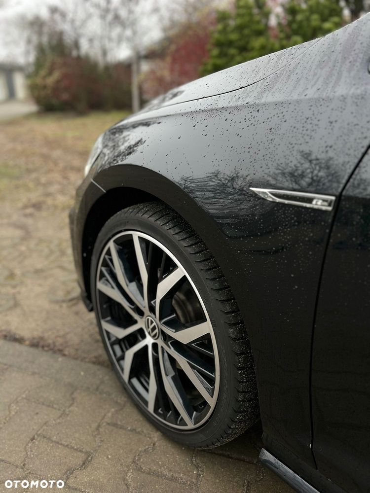 Volkswagen Golf 1.5 eTSI OPF DSG R-Line - 4