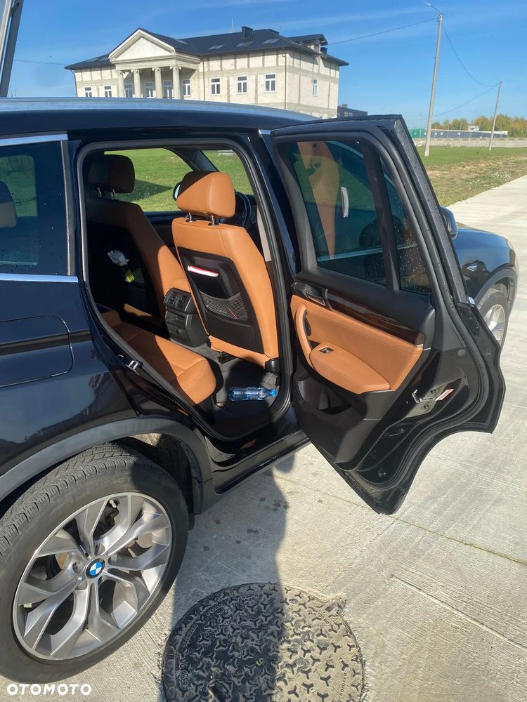 BMW X3 xDrive28i Sport-Aut Advantage - 9