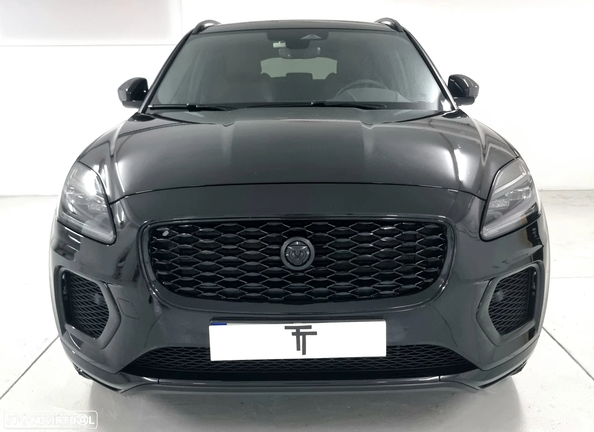Jaguar E-Pace 1.5 P300e R-Dynamic SE AWD Aut. - 34