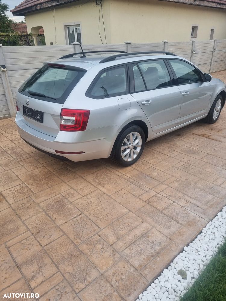 Skoda Octavia 1.6 TDI Ambition - 4