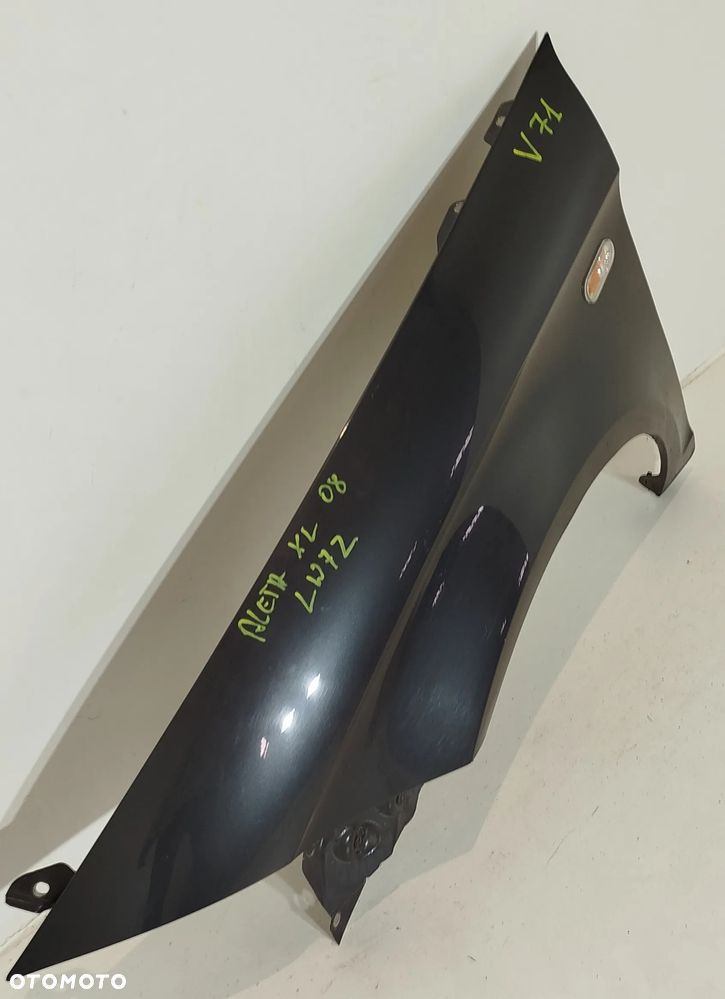 błotnik lewy przedni SEAT ALTEA XL III 04-15 LW7Z - 3