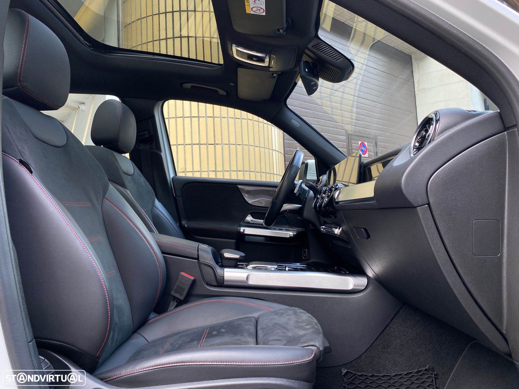Mercedes-Benz GLB 180 d AMG Line - 8