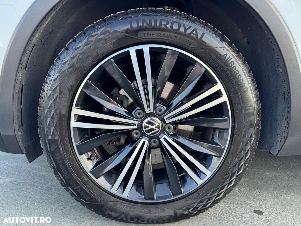 Volkswagen Tiguan 2.0 TDI SCR 4MOTION DSG Life - 22
