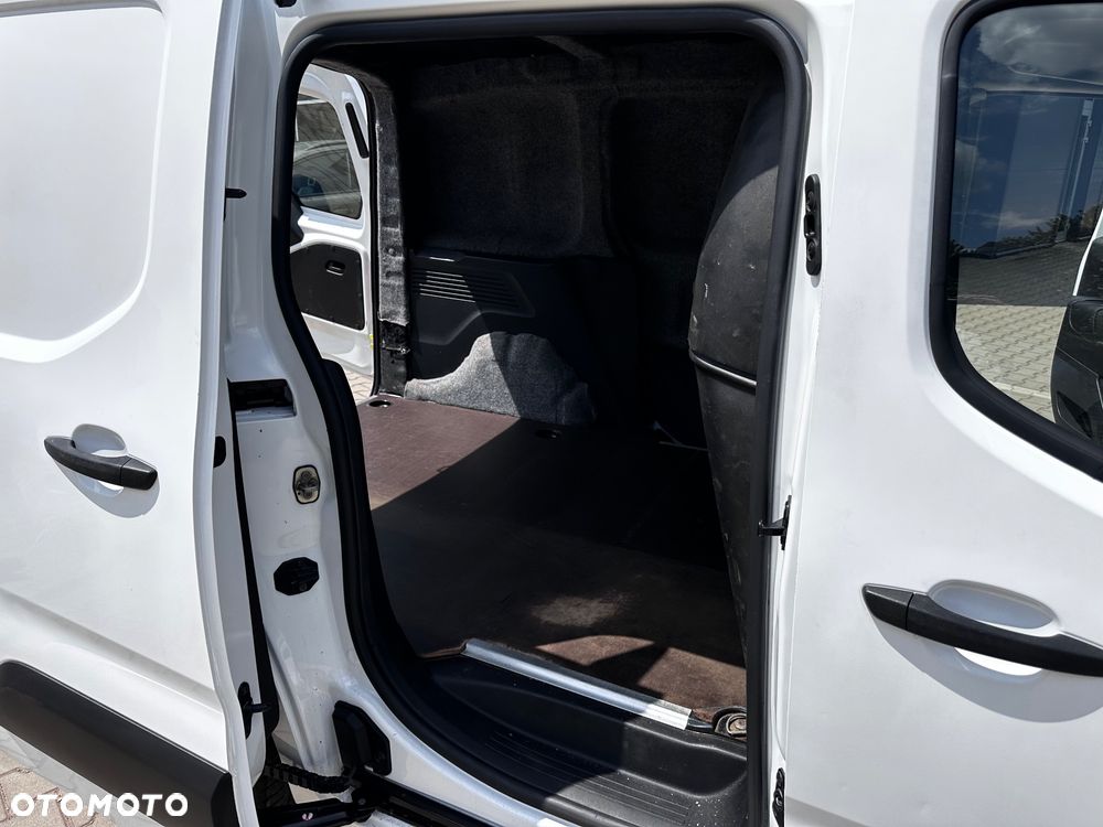 Opel Combo - 26