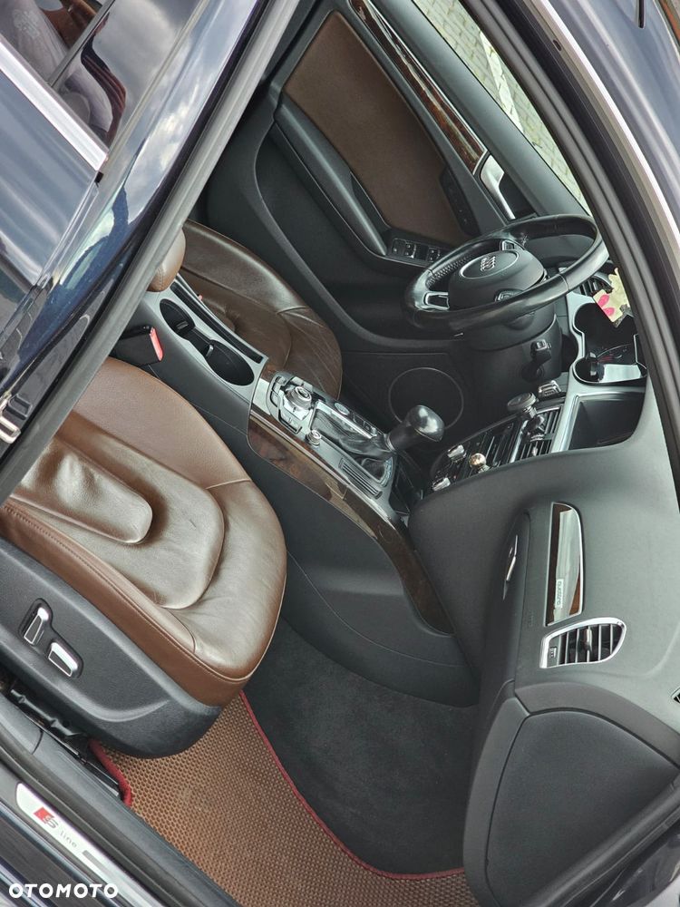 Audi A4 Limousine - 19