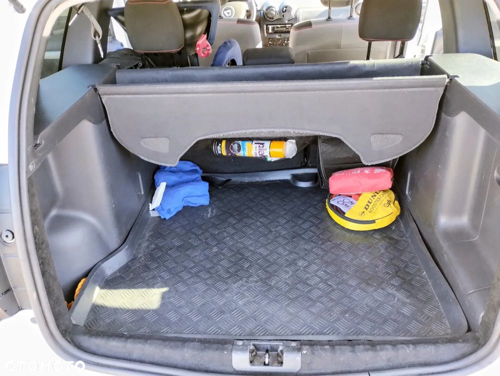 Dacia Duster 1.5 dCi Ambiance - 14