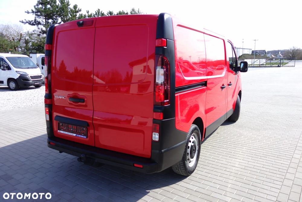 Renault Trafic 2.0 DCI  120 KM L1H1 Klima Kamera Webasto Ledy - 3