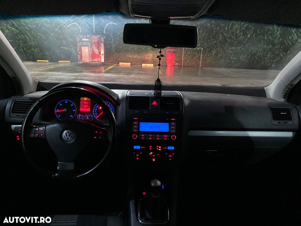 Volkswagen Golf 1.9 TDI Comfortline DPF - 7