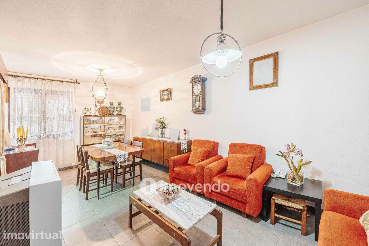Apartamento T3 com arrecadação enorme, em Corroios - Grande imagem: 3/42