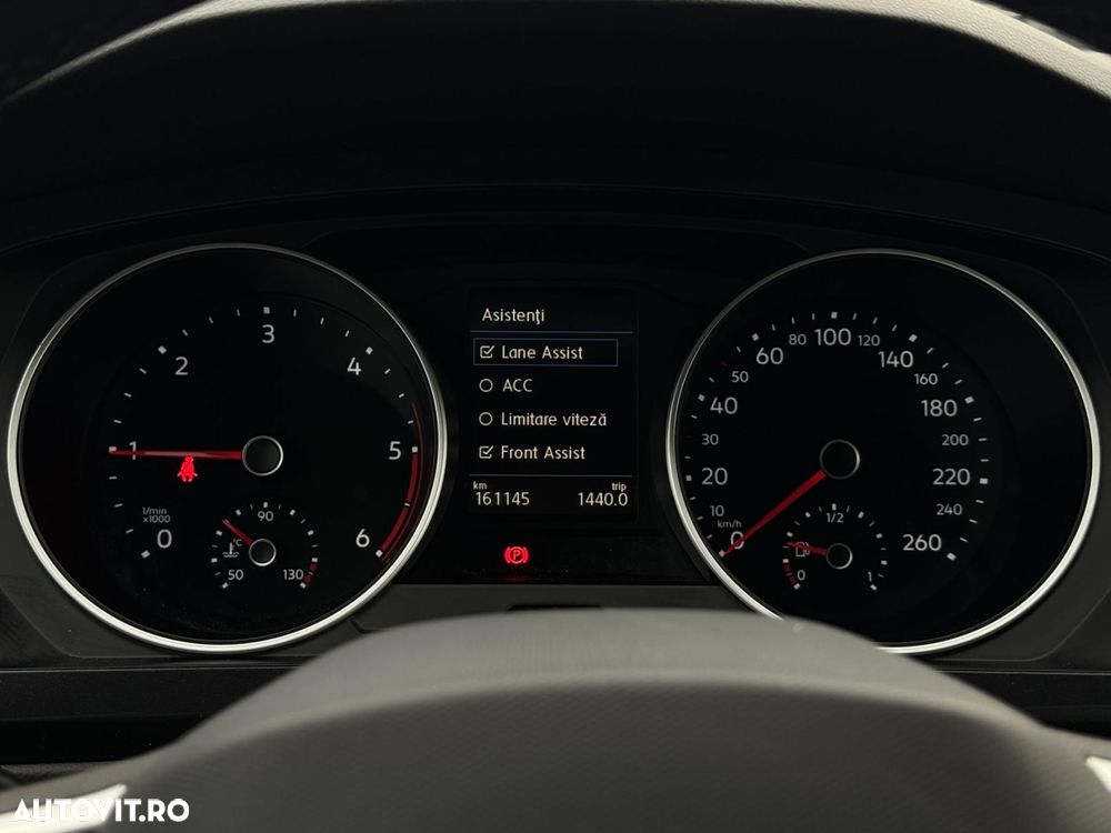 Volkswagen Tiguan - 19