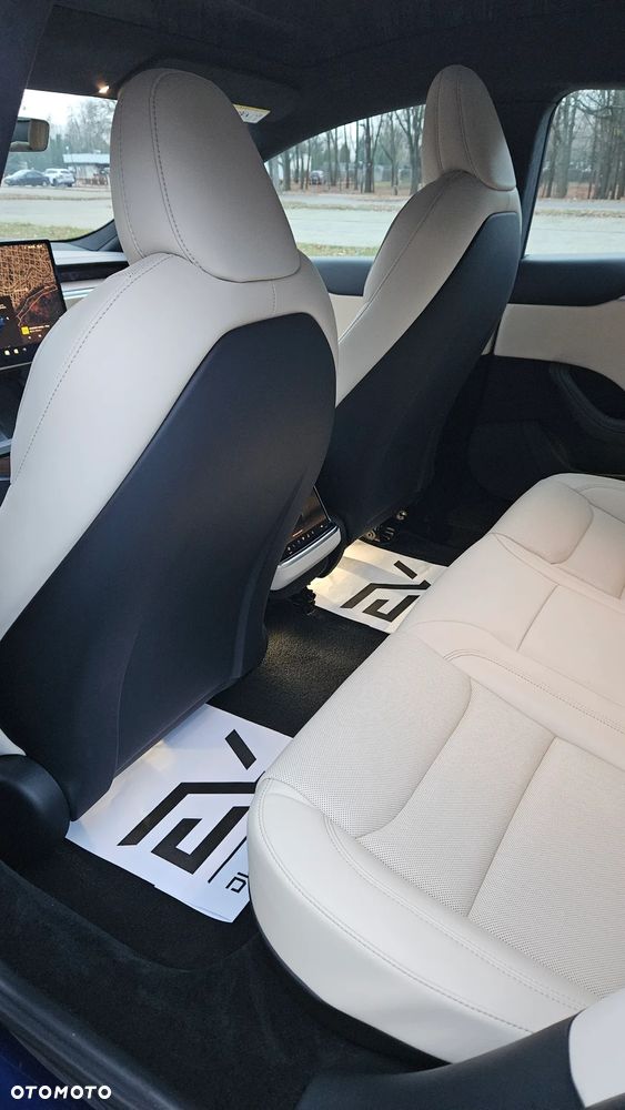 Tesla Model S Long Range AWD - 19