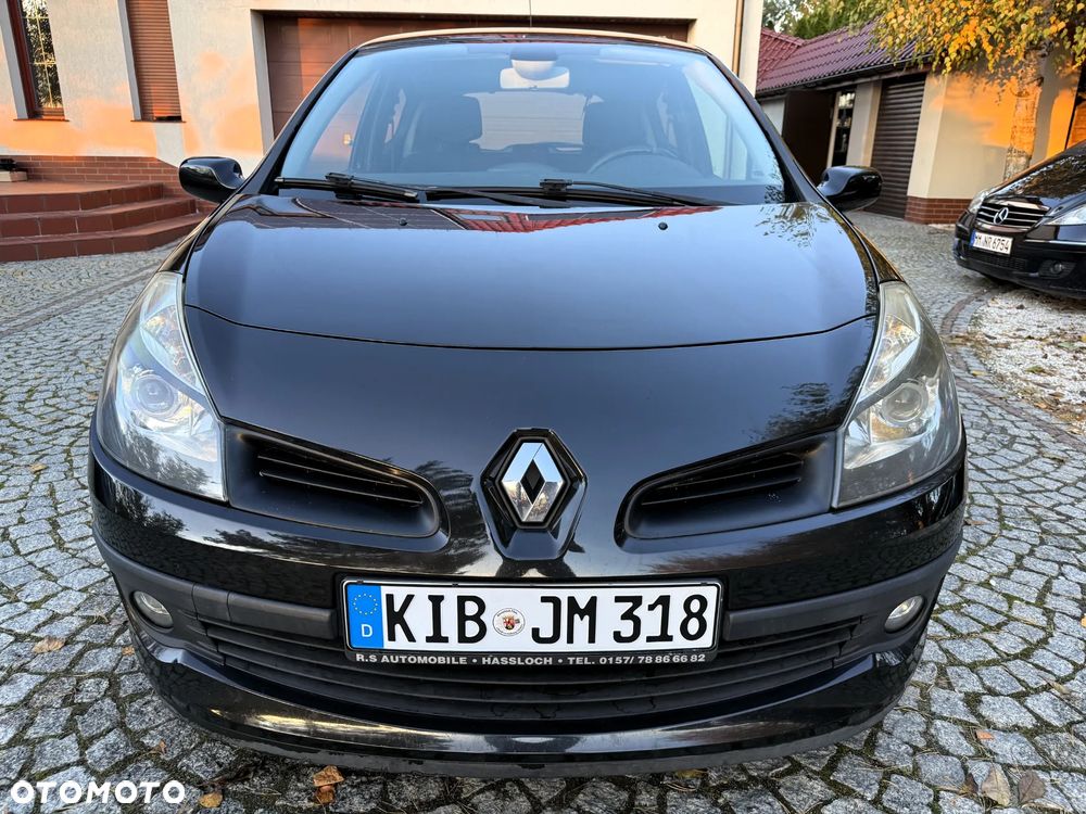 Renault Clio - 8