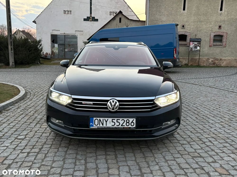Volkswagen Passat 2.0 TDI SCR (BlueMotion Tech) 4Mot DSG Highline - 3