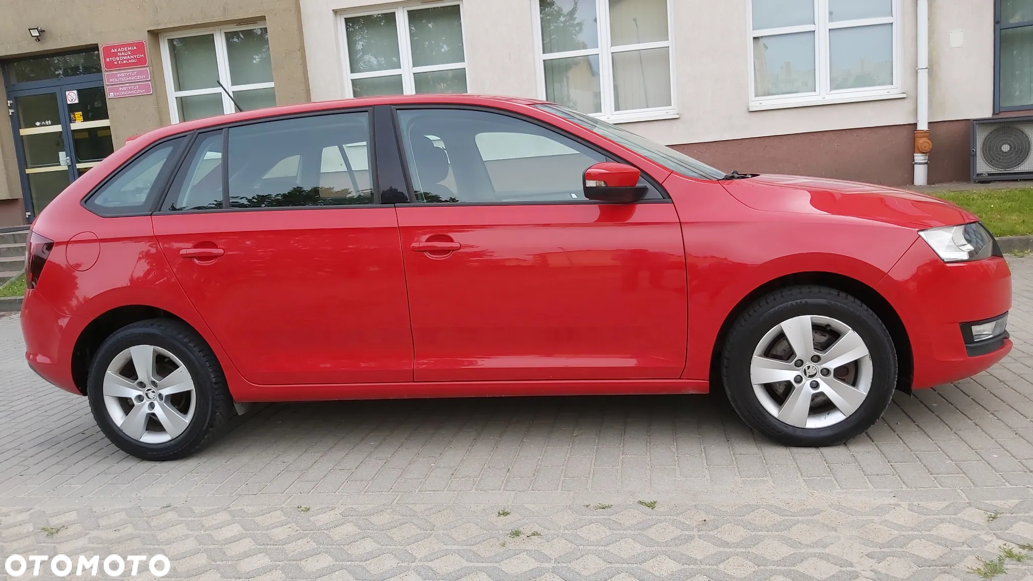 Skoda RAPID Spb 1.0 TSI Active - 8