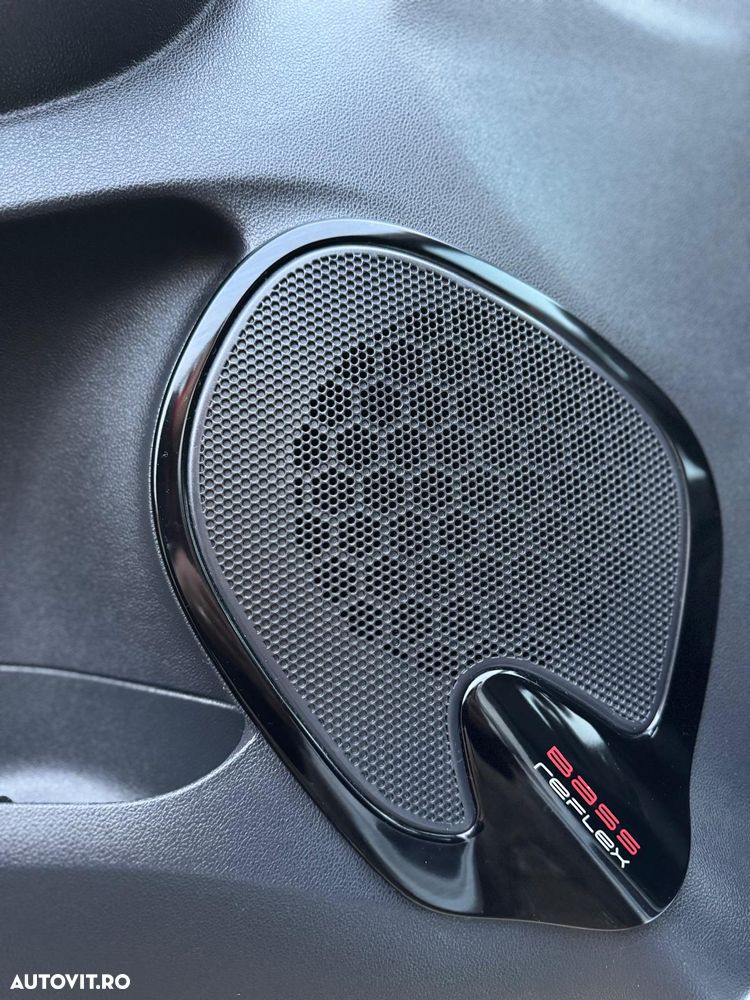 Renault Clio 1.2 16V 75 Limited - 11