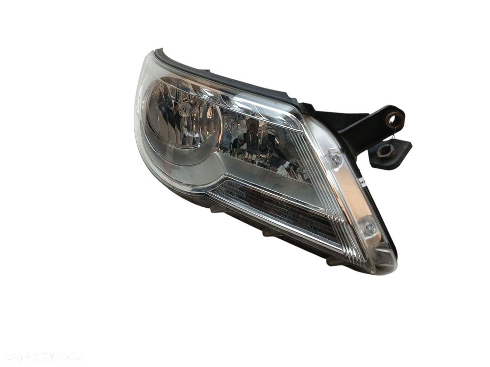 LAMPA PRAWY PRZÓD VOLKSWAGEN TIGUAN I 5N (2007-2011) 2.0 TDI 170KM 5N2941032K - 1