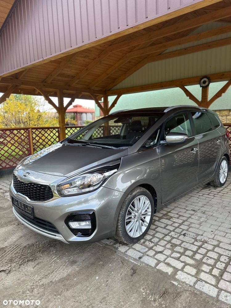 Kia Carens 1.7 CRDi M 7os EU6 - 8