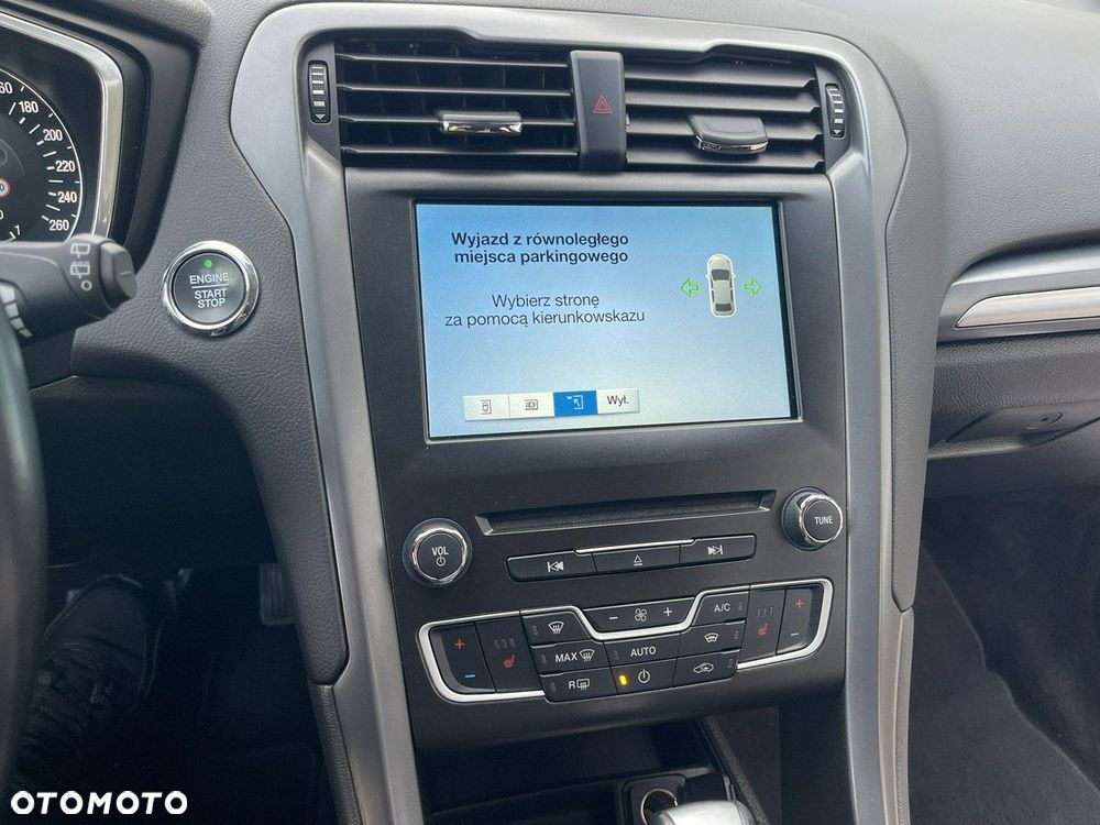 Ford Mondeo - 31