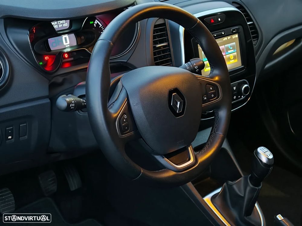 Renault Captur 0.9 TCE Exclusive - 23