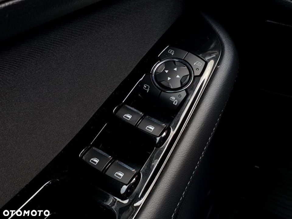 Ford S-Max - 18