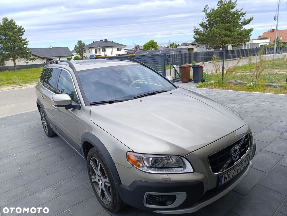 Volvo XC 70 T6 AWD Summum - 1