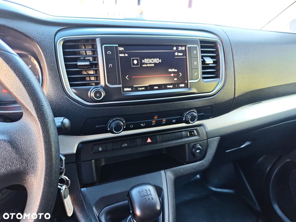 Opel Vivaro - 20