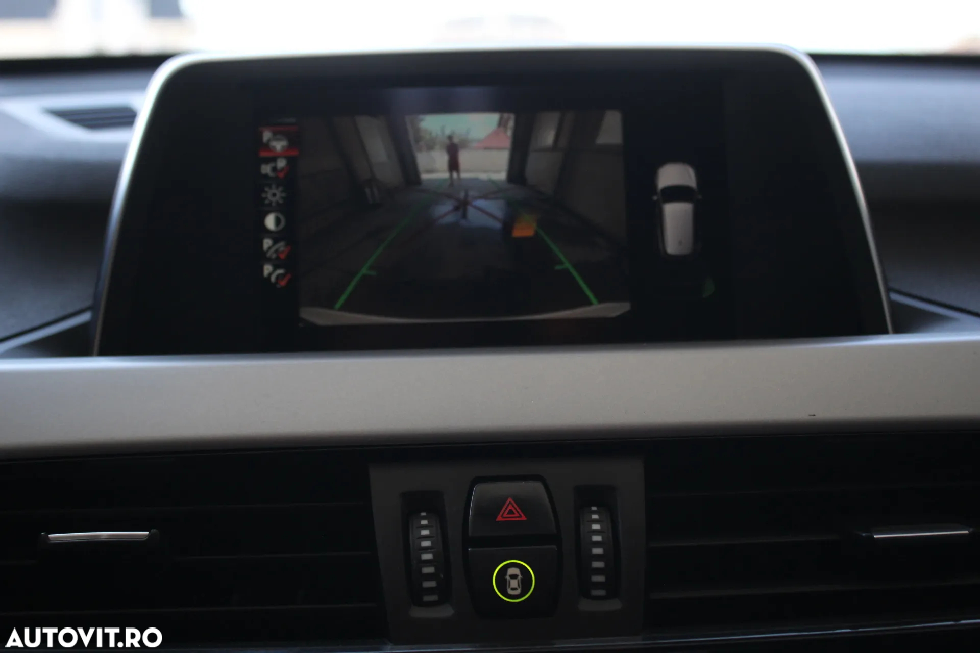 BMW X1 xDrive20d AT - 10