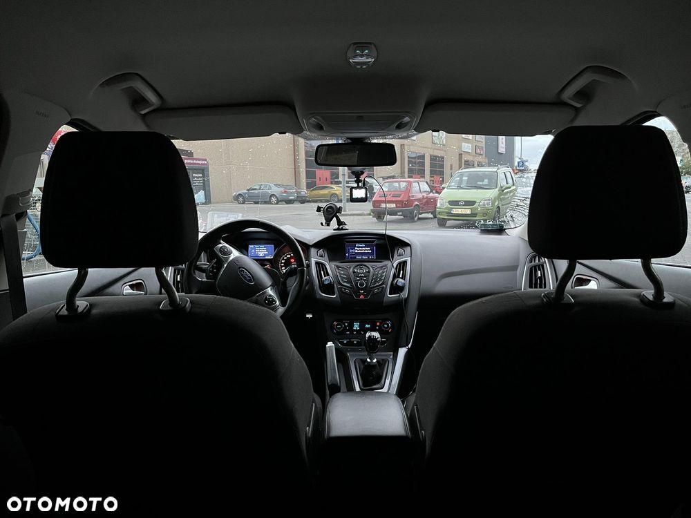 Ford Focus 1.6 EcoBoost Trend Sport - 13