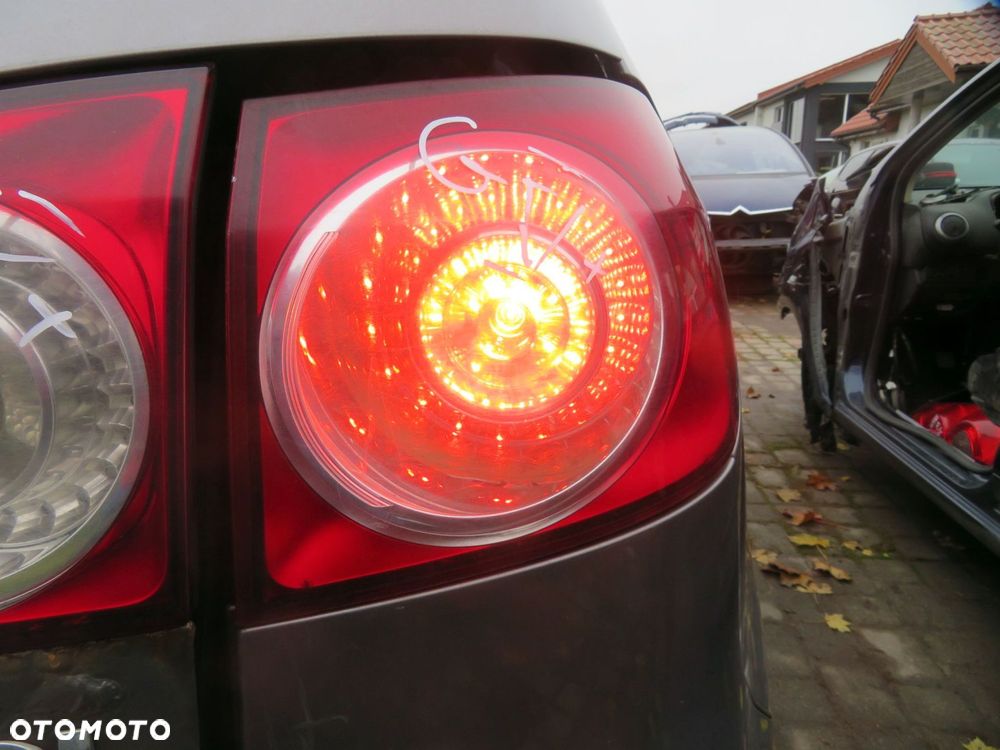 LAMPA TYLNA PRAWA GOLF V PLUS 5M0  VOLKSWAGEN 2005-2009 - 2