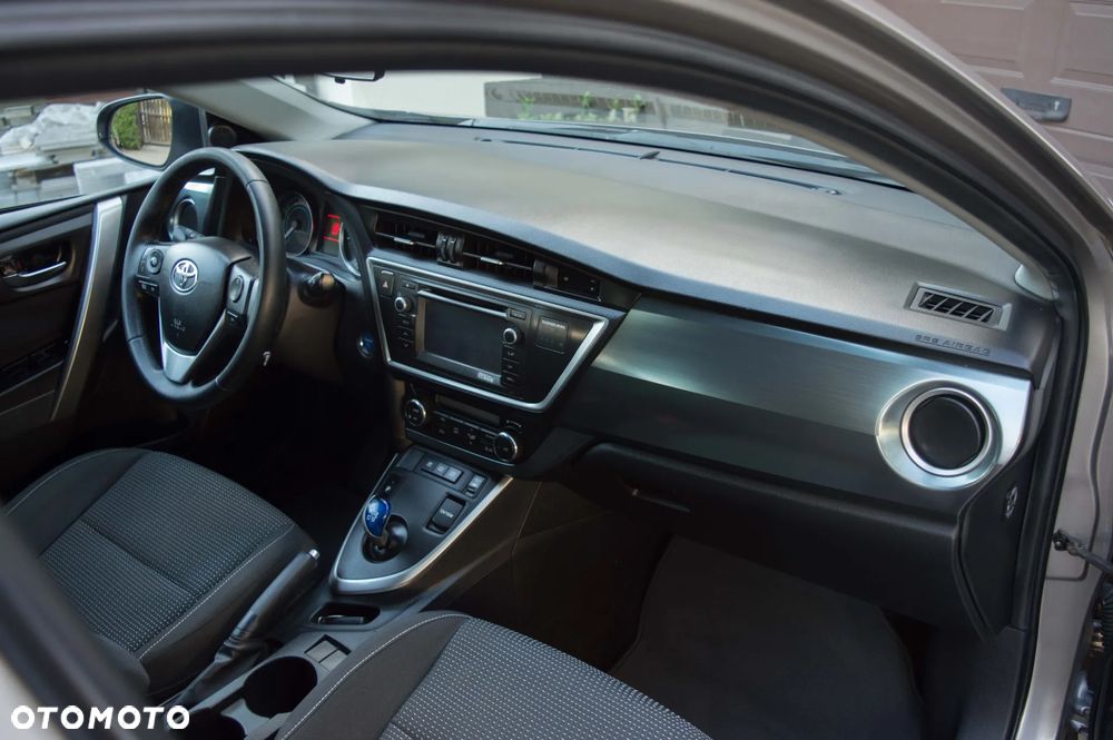 Toyota Auris - 32