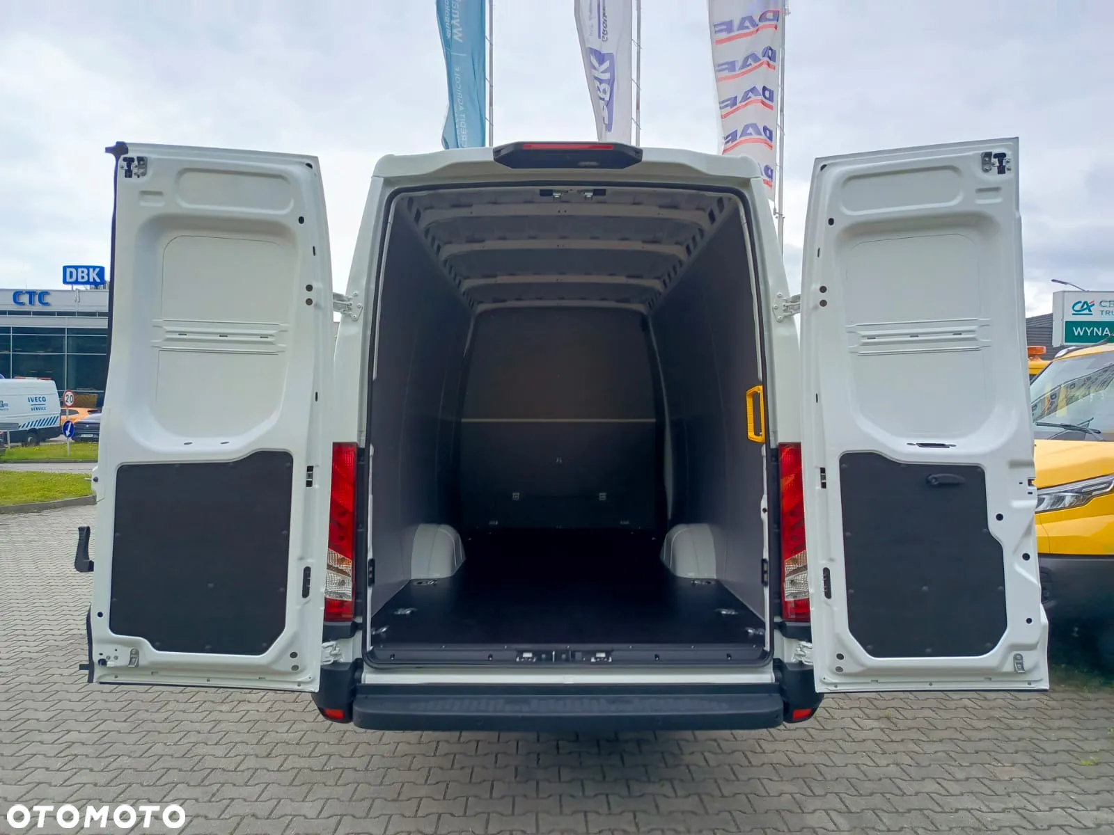 Iveco Daily / Pewny partner w biznesie ! - 13