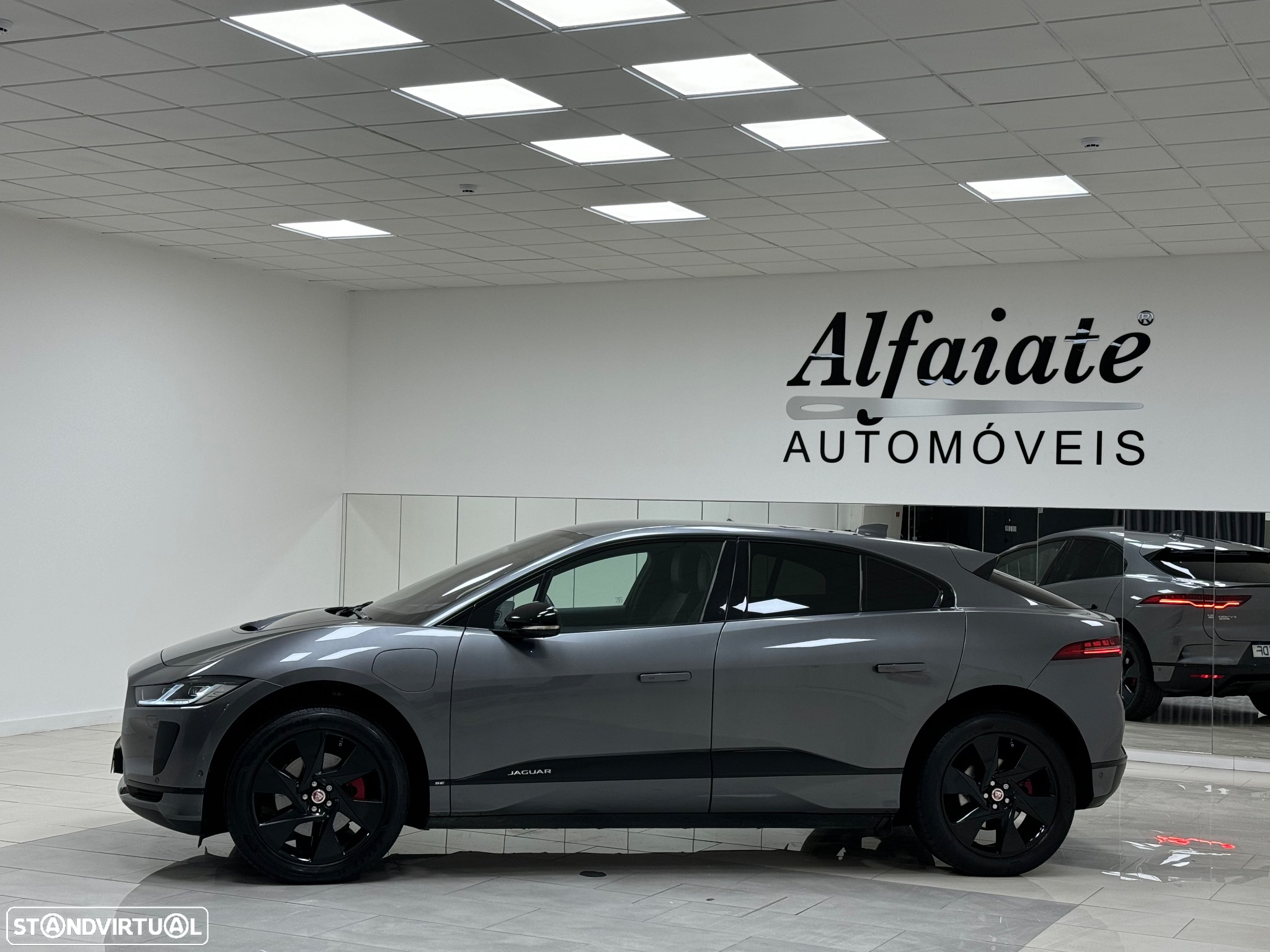 Jaguar I-Pace EV400 AWD SE - 3