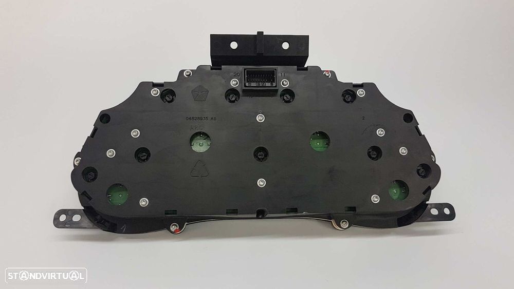 QUADRANTE JEEP CHEROKEE (KJ) 2.5 CRD LIMITED - 2