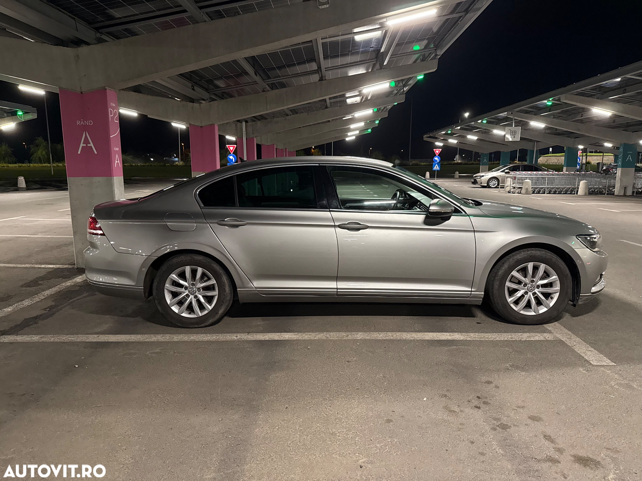 Volkswagen Passat - 5