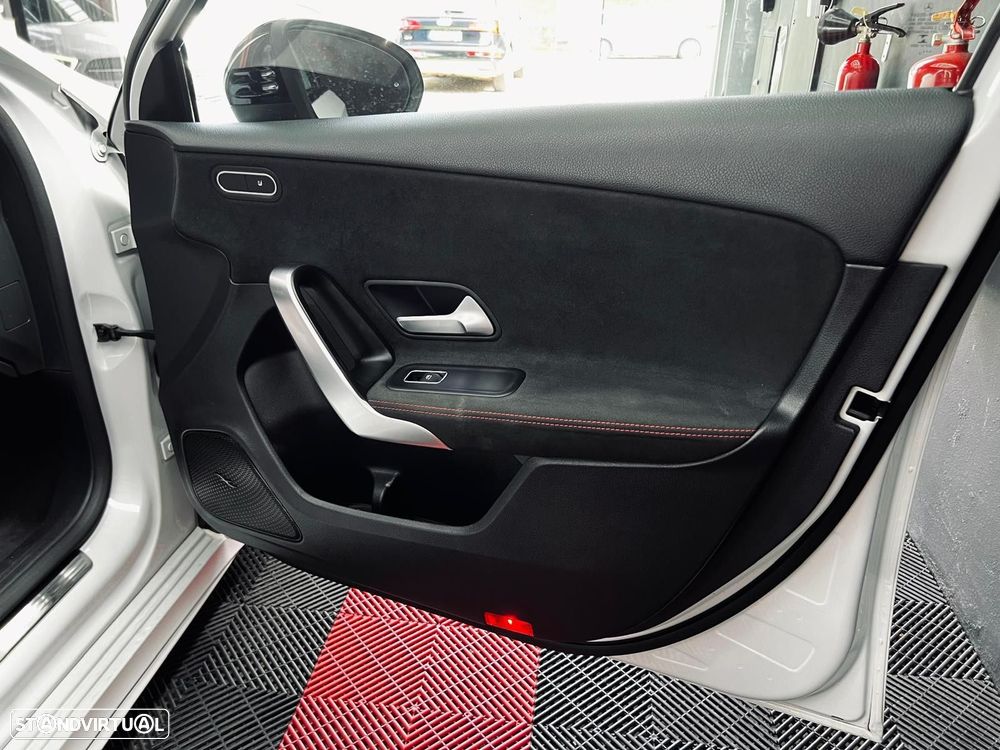 Mercedes-Benz A 180 d AMG Line Aut. - 43