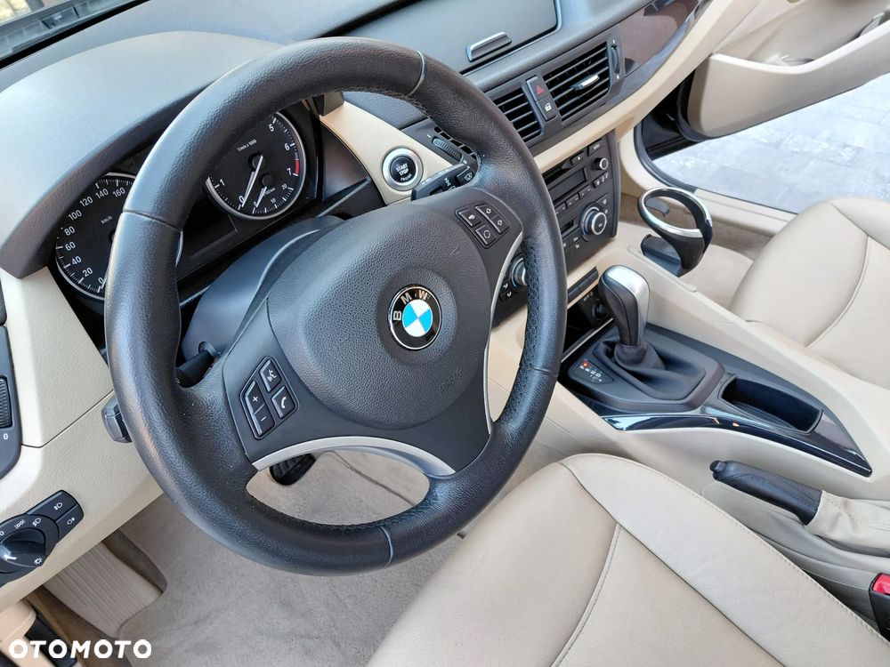 BMW X1 - 10