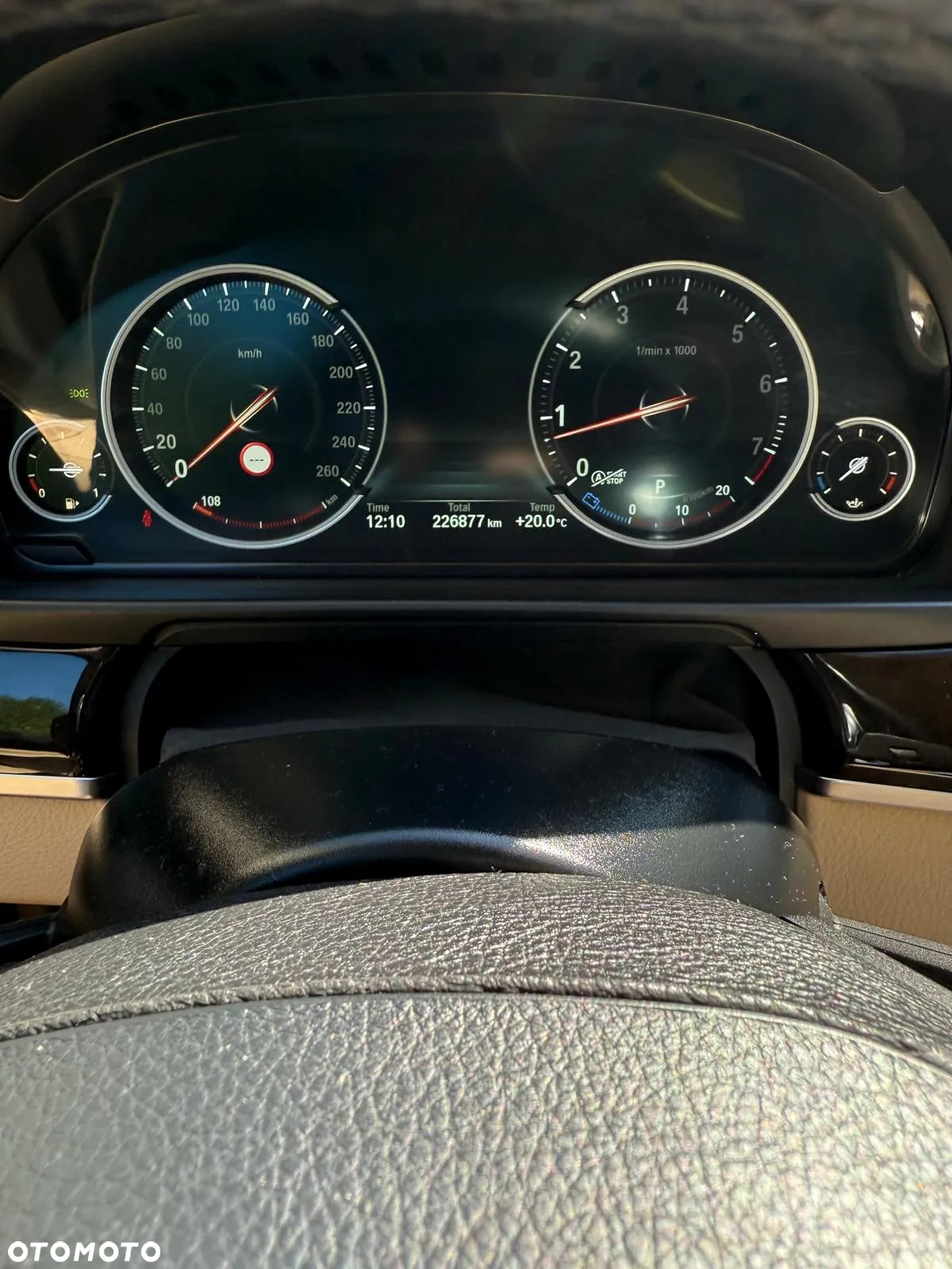 BMW Seria 5 528i xDrive Luxury Line - 14