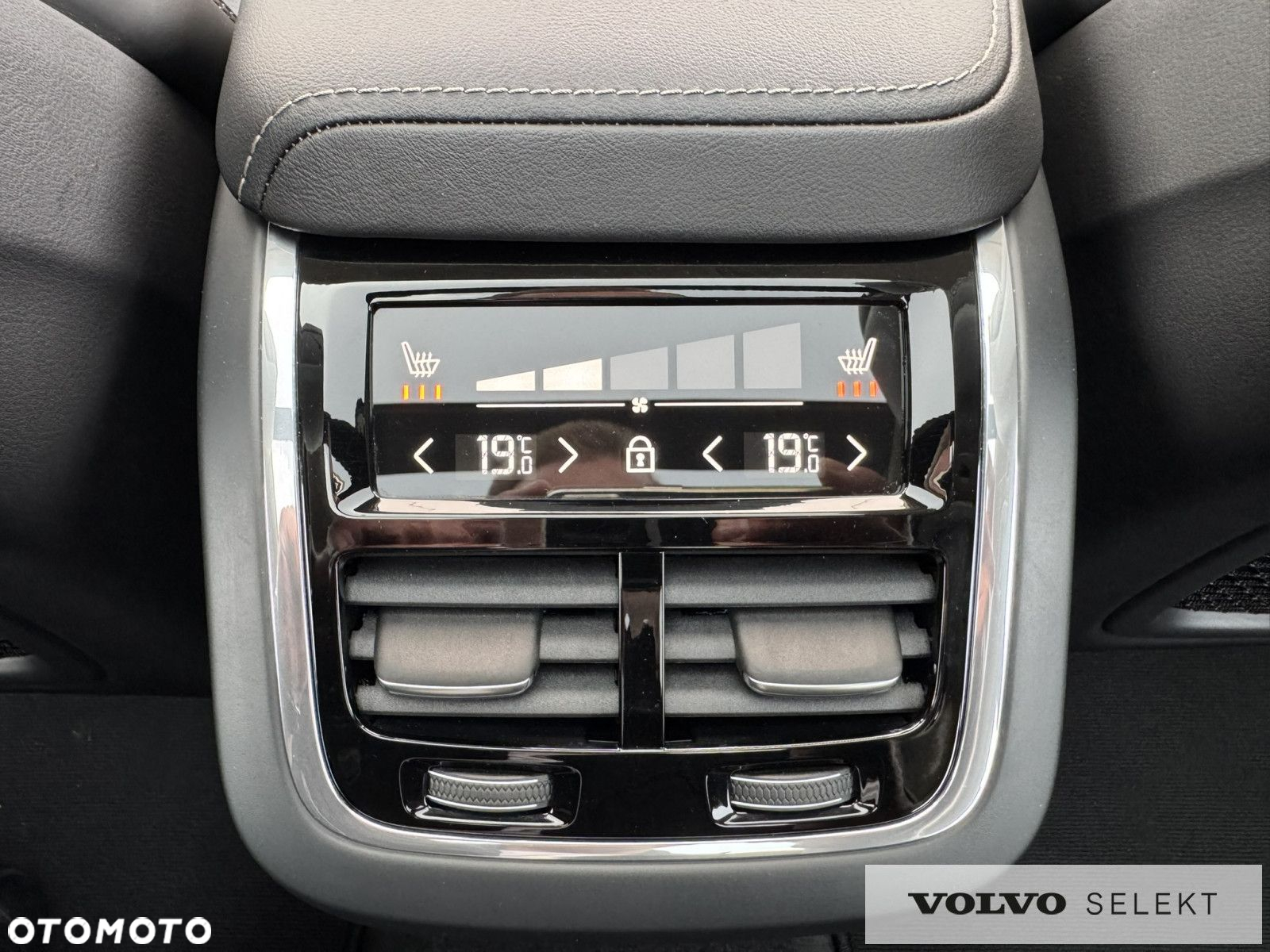 Volvo XC 60 - 26
