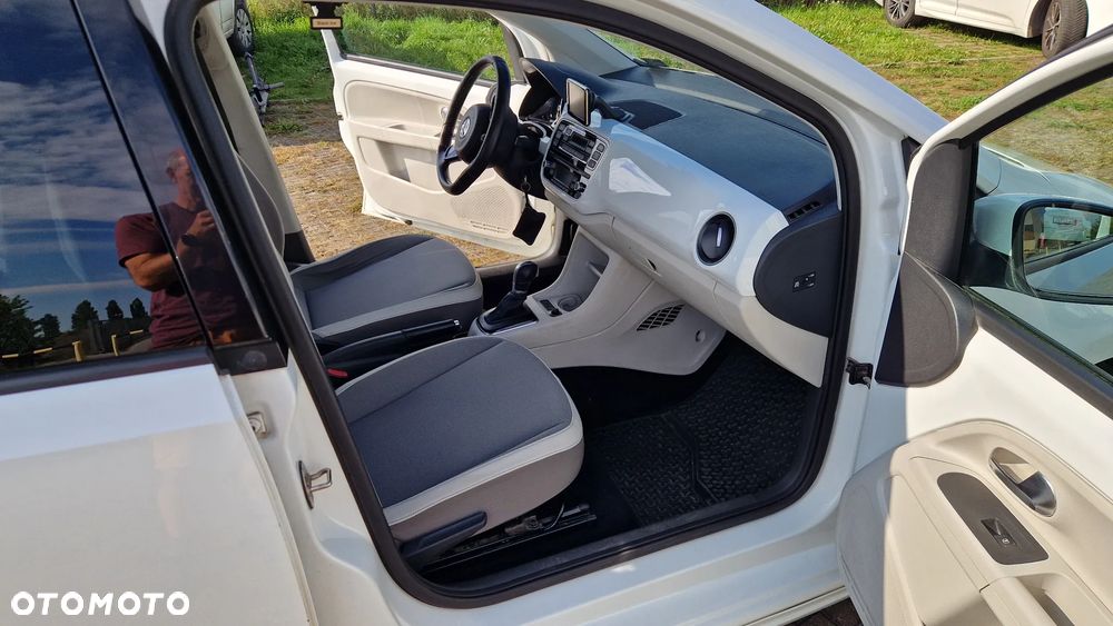 Volkswagen up! - 7